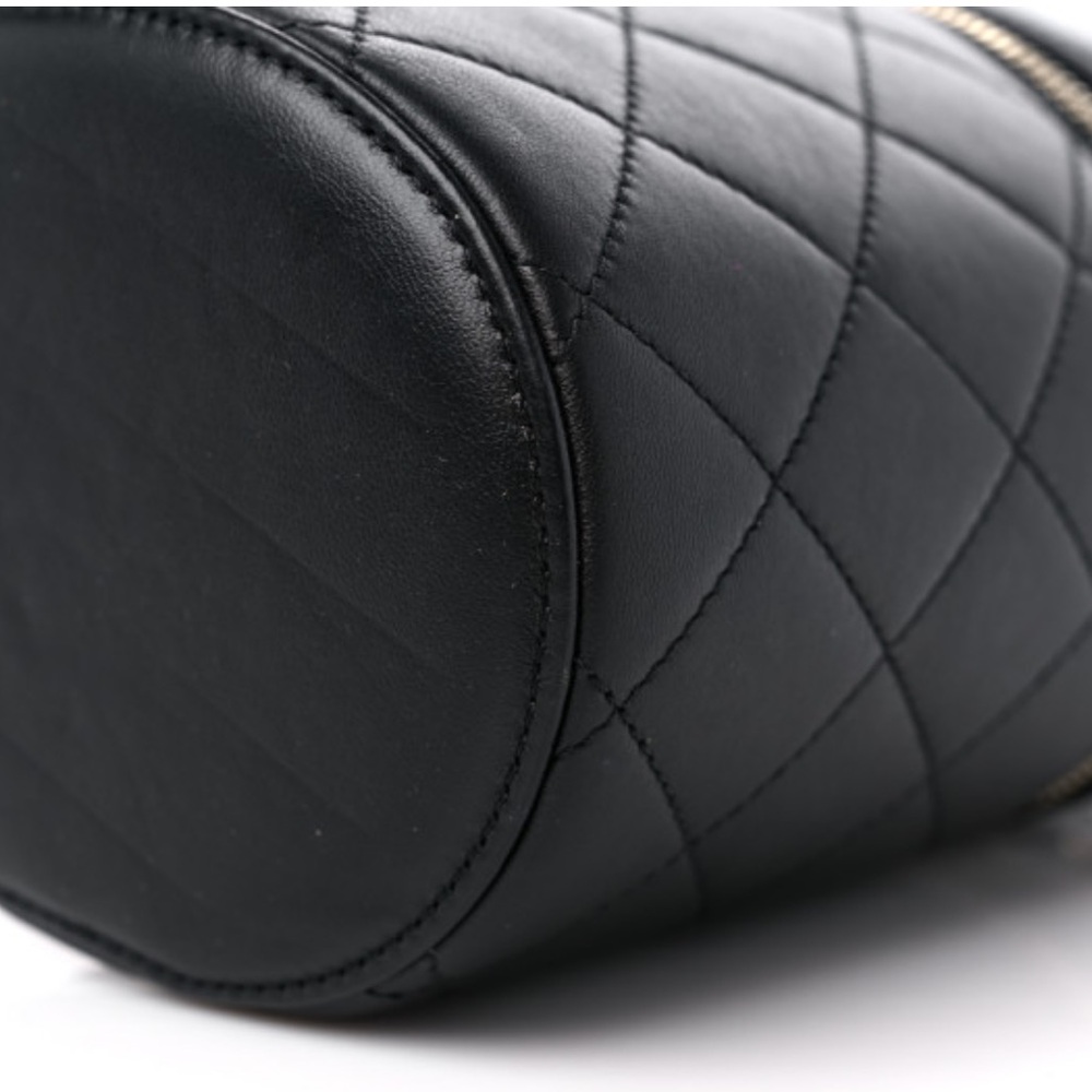 Chanel Vanity Bag - Picture 9 of 13